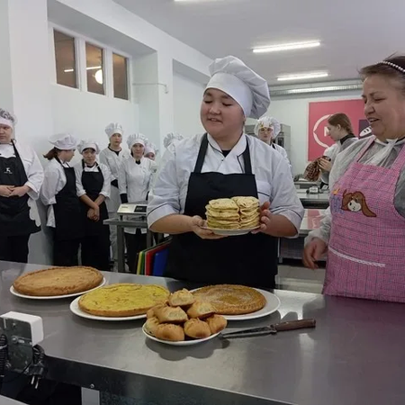 ВНЕКЛАССНОЕ МЕРОПРИЯТИЕ "СЕМЕЙНЫЕ ТРАДИЦИИ. ГОТОВИМ ВСЕЙ СЕМЬЕЙ"