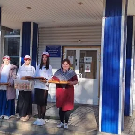 ПИРОГИ ДЛЯ БАБУШЕК И ДЕДУШЕК В ДОМ ПРЕСТАРЕЛЫХ