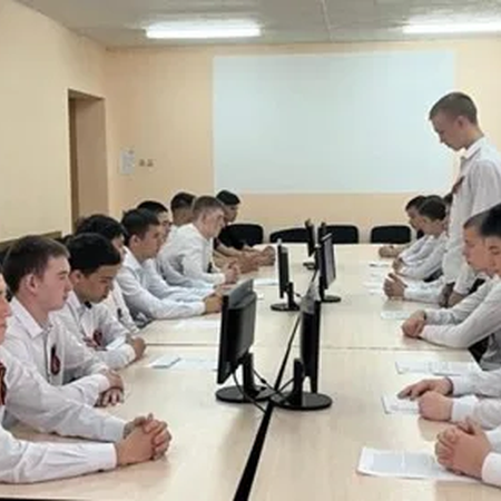 КЛАССНЫЕ ЧАСЫ И БЕСЕДЫ, ПОСВЯЩЕННЫЕ ДНЮ ПОБЕДЫ