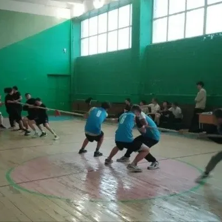 СРЕДИ ГРУПП 1 КУРСА ПРОШЛИ СПОРТИВНЫЕ СОРЕВНОВАНИЯ "СПОРТ ВМЕСТО ВРЕДНЫХ ПРИВЫЧЕК!"