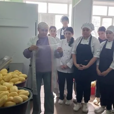 ЭКСКУРСИЯ ОБУЧАЮЩИХСЯ НА ПРЕДПРИЯТИЕ ОБЩЕСТВЕННОГО ПИТАНИЯ