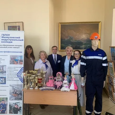 В ГОРОДСКОМ ДВОРЦЕ КУЛЬТУРЫ СОСТОЯЛОСЬ АВГУСТОВСКОЕ СОВЕЩАНИЕ ПО ОБРАЗОВАНИЮ