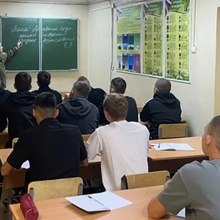 БЕСЕДА О ПРАВИЛАХ БЕЗОПАСНОСТИ В СЛУЧАЕ ВОЗНИКНОВЕНИЯ ЭКСТРЕМАЛЬНЫХ СИТУАЦИЙ