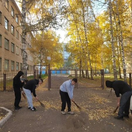 ЭКОЛОГИЧЕСКИЕ СУББОТНИКИ В КОЛЛЕДЖЕ