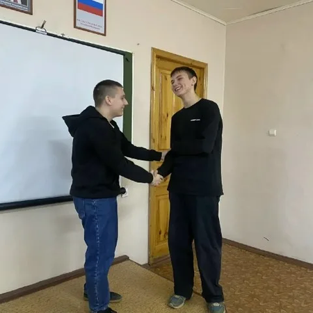 В рамках «Недели психологии» педагог-психолог Ольга Колеганова с обучающимися группы 21-25 провела психологический тренинг «Урок доброты» направленный на формирование толерантного отношения к людям.