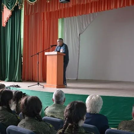 ВСТРЕЧА СТУДЕНТОВ С УЧАСТНИКОМ СВО