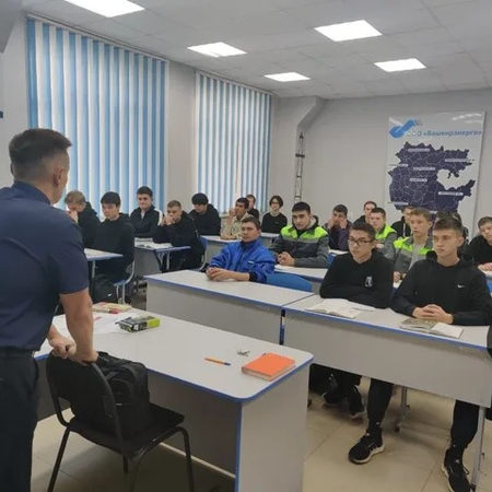 ВСТРЕЧА С ПРЕДСТАВИТЕЛЯМИ ФИЛИАЛА ФГБОУ ВО "УУНиТ" В ГОРОДЕ КУМЕРТАУ