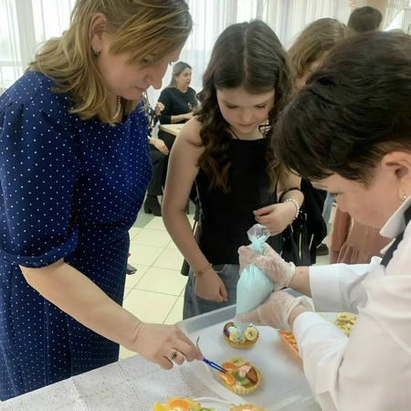 МАСТЕР-КЛАСС ДЛЯ МАЛЕНЬКИХ ПРИНЦЕСС