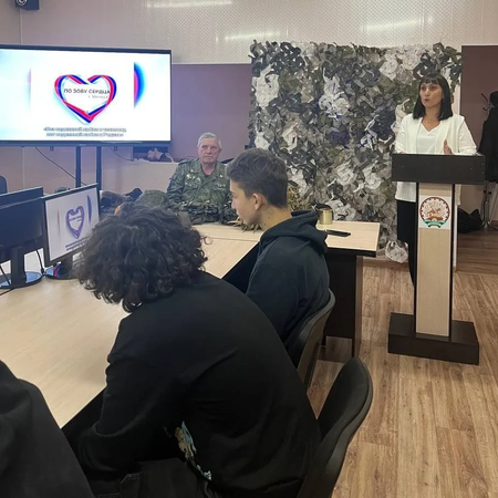 ❗Ежегодно 5 декабря в России отмечается День добровольца (волонтёра).